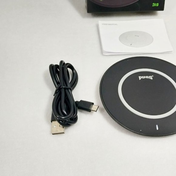 Pugs Wireless Charging Pad 2A Output Black & White New‎ With Box #1332 - Picture 7 of 10